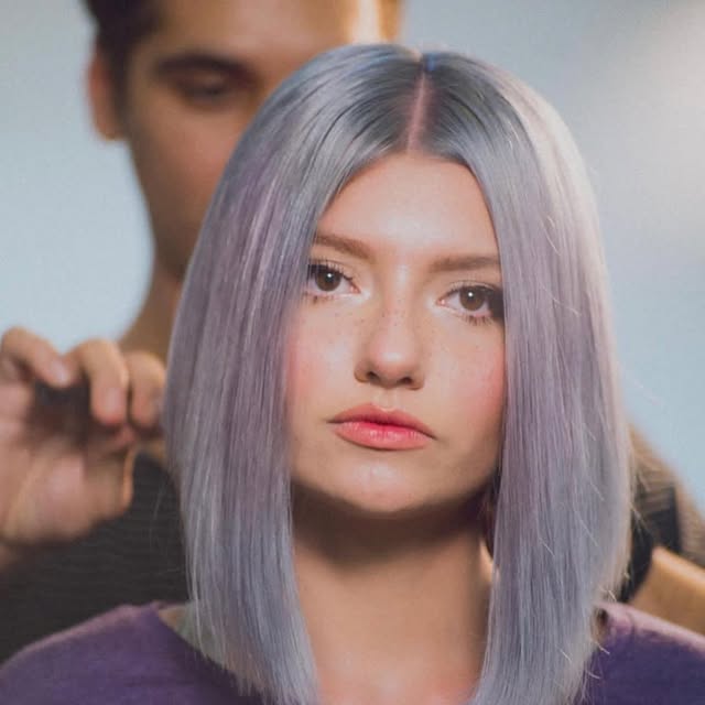 Model cu lob silver-lilac, semnătura Factory Salon